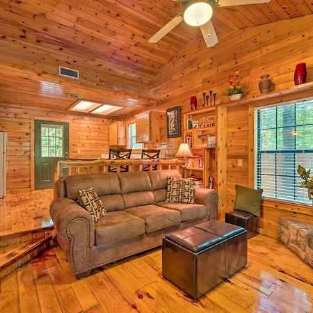 Ideally Located Broken Bow Cabin - Private Hot Tub Exterior photo