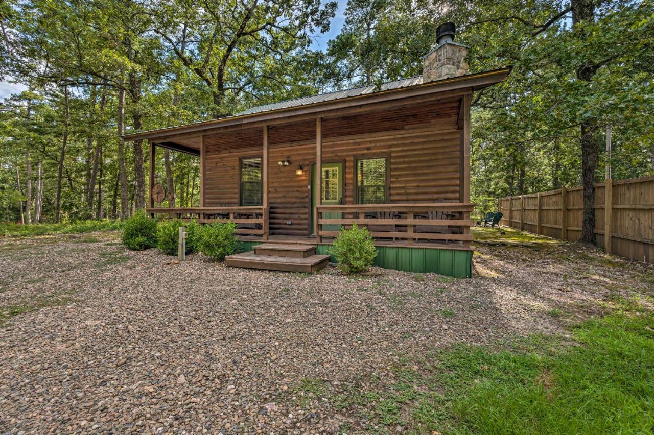 Holiday home Ideally Located - Private Hot Tub Broken Bow
