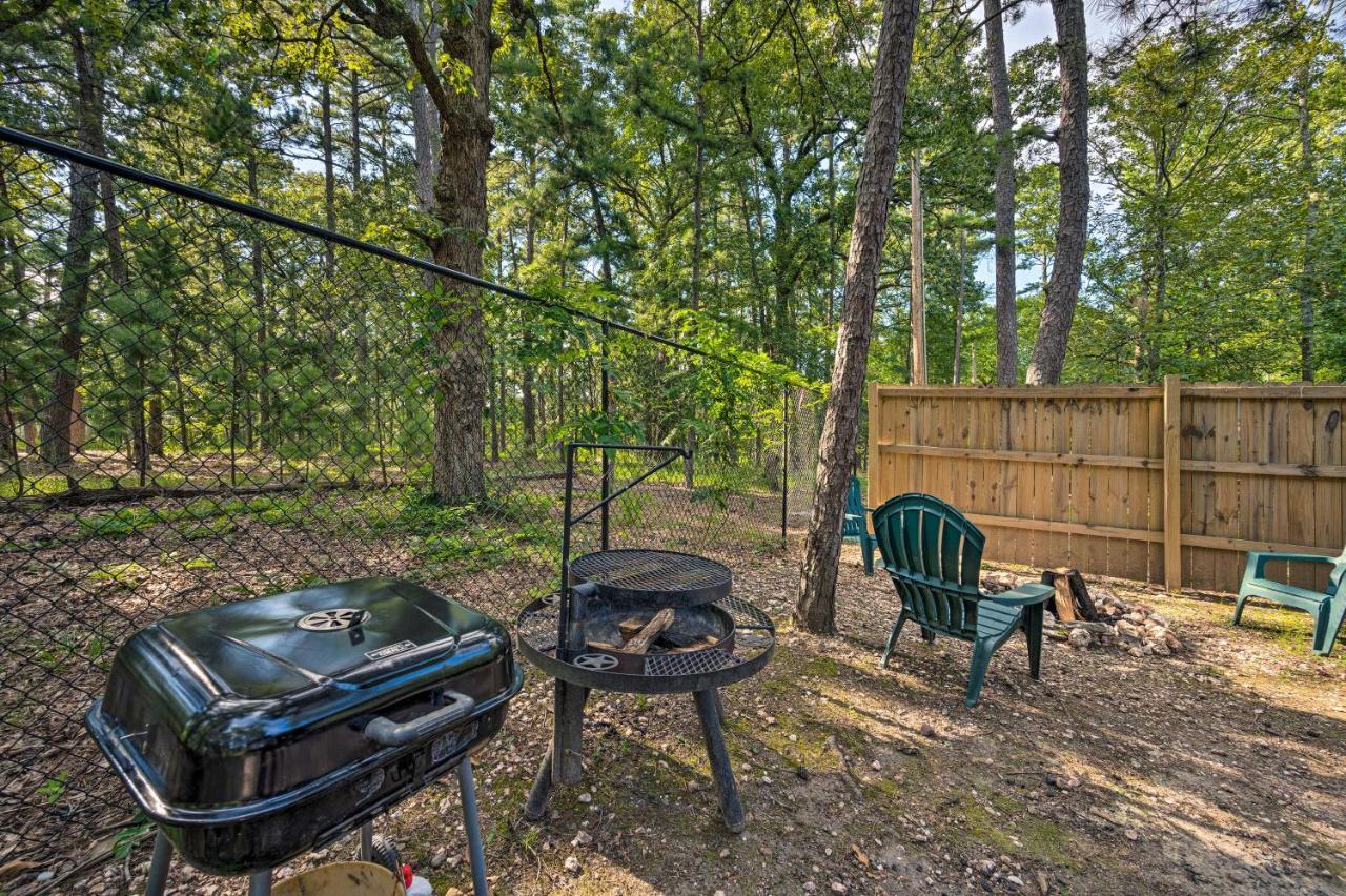 Ideally Located - Private Hot Tub Broken Bow