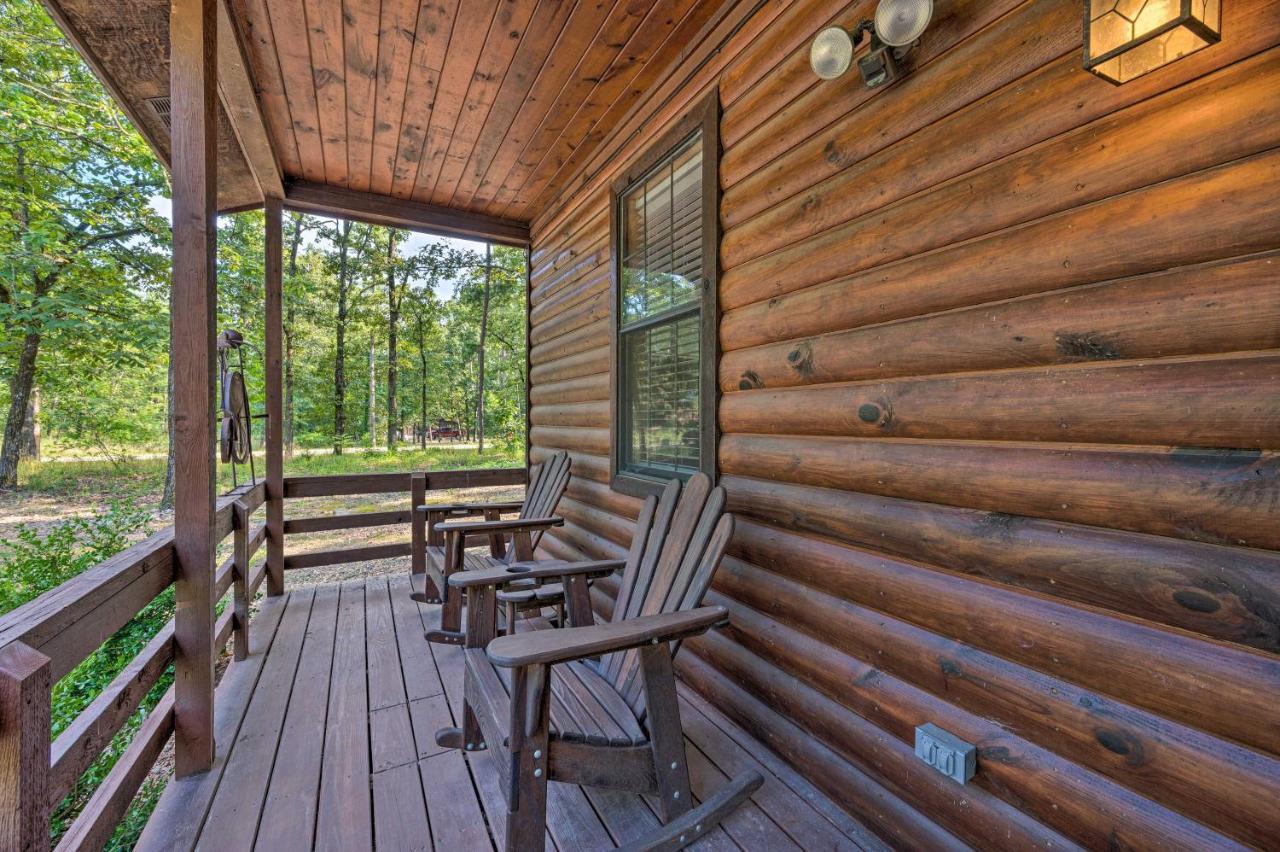 Ideally Located - Private Hot Tub *