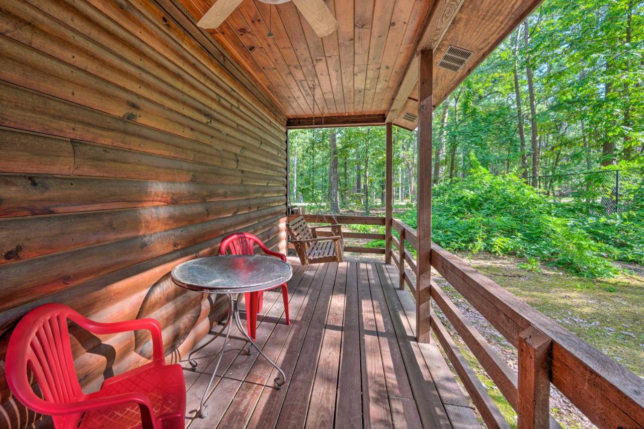 Ideally Located - Private Hot Tub Holiday home Broken Bow