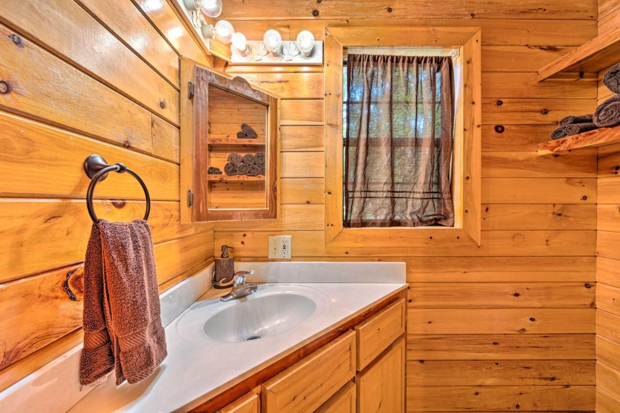 Ideally Located - Private Hot Tub * Broken Bow